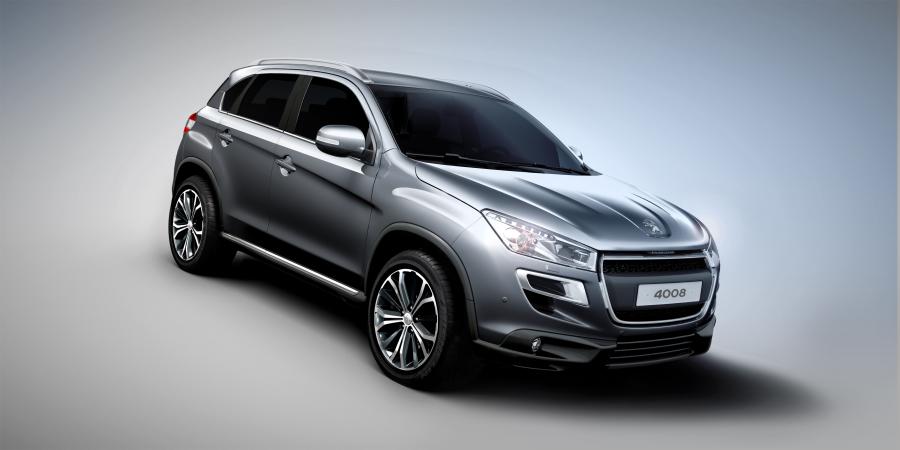  Peugeot 4008 2011 года  (фото 24 из 45)